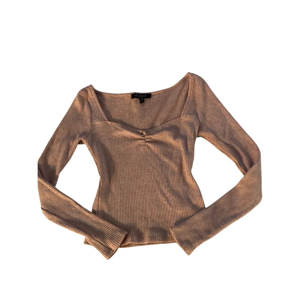 Mixed Threads pink long sleeve top with cute small flower in the center Size XS